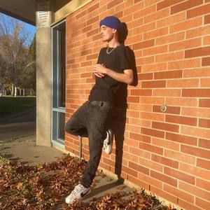 Meet your Posher, Connor